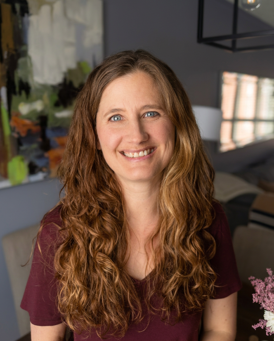 Aimee, founder of Choose a Companion and a practicing senior companion in Toronto